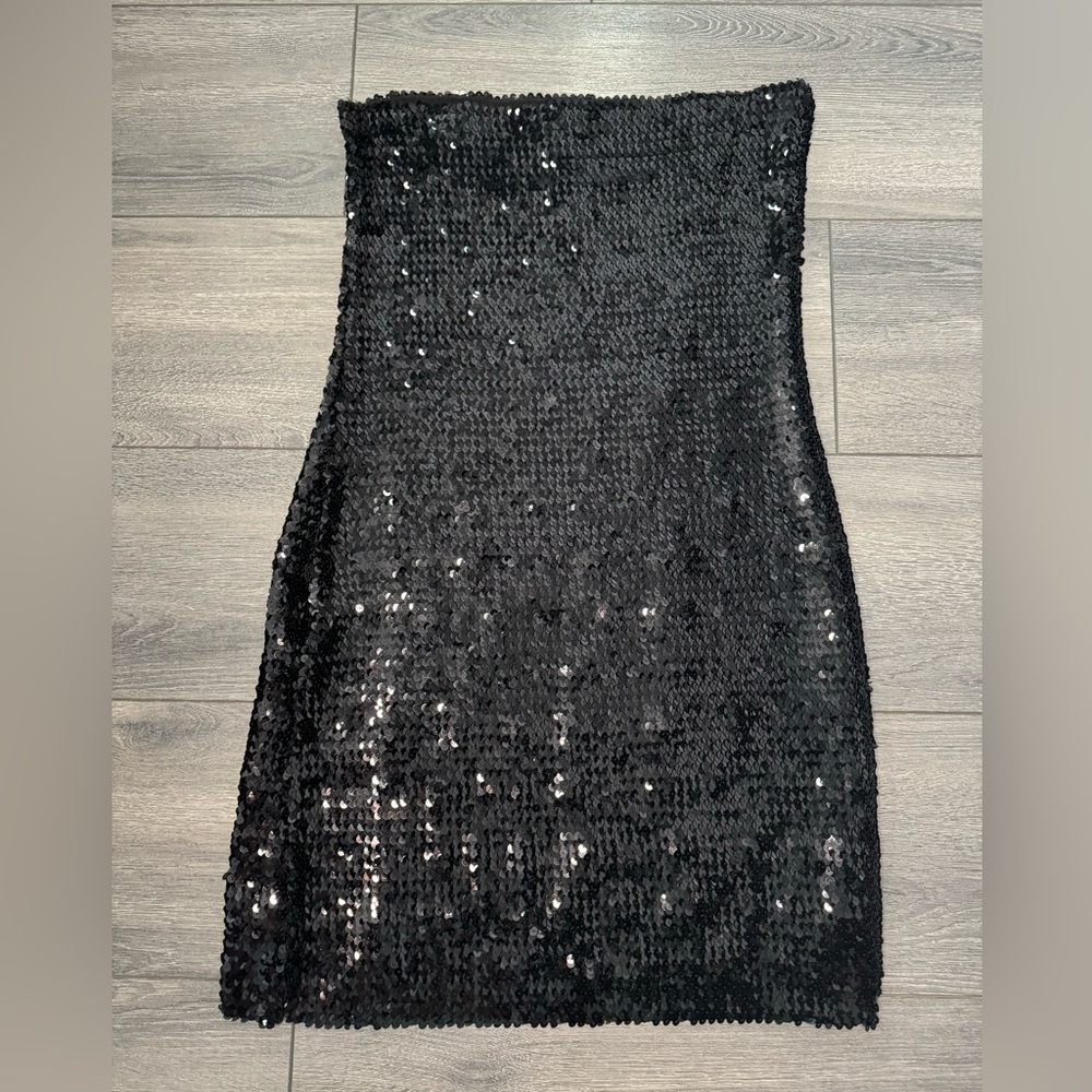 H&M Black Strapless Sequin Dress